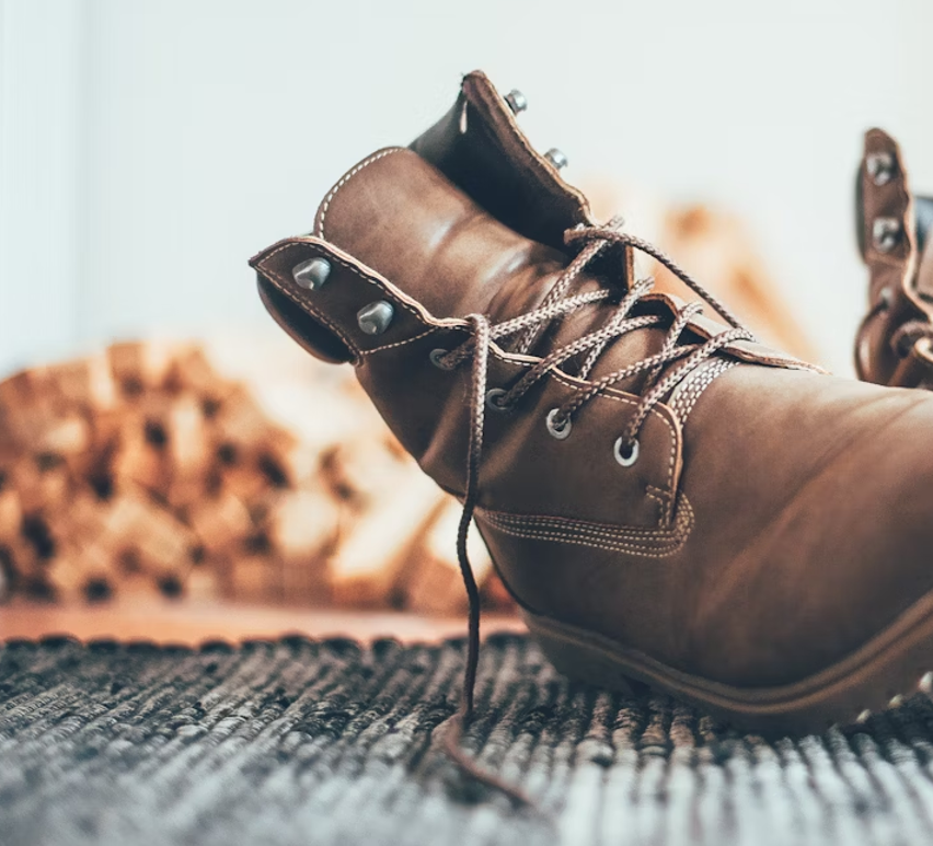 Comparing Comfort Size 15 Boots vs. Size 16 Boots
